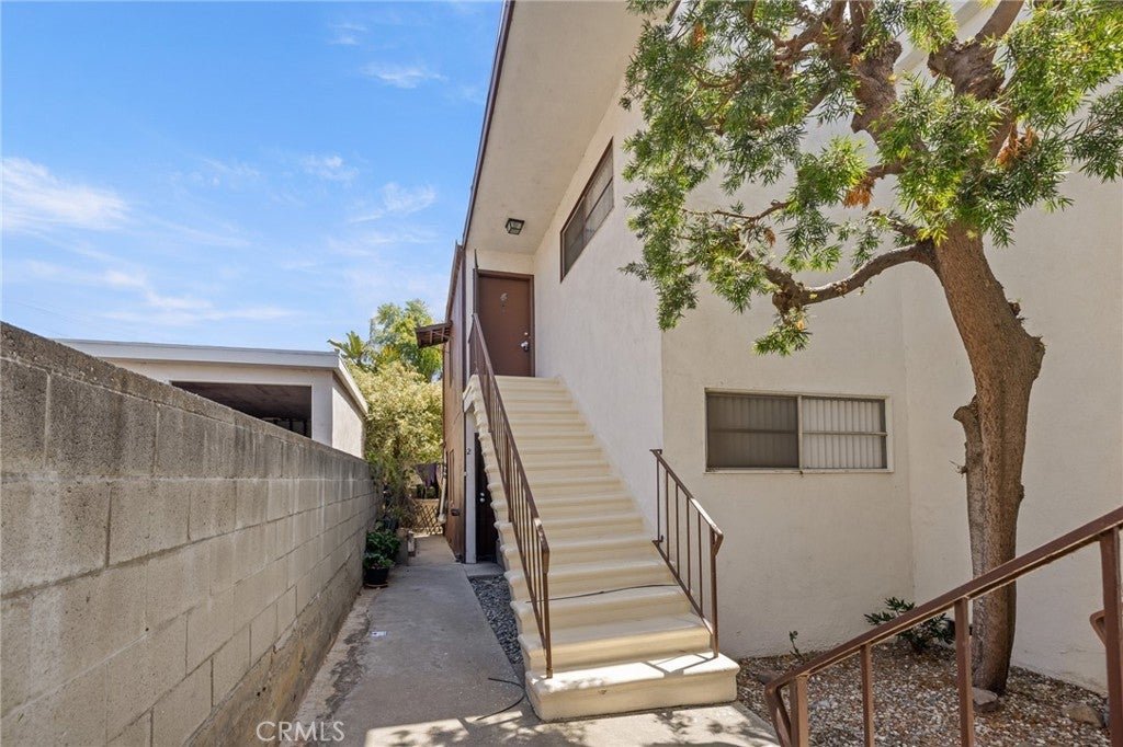 Photo of Listing #SR25105510