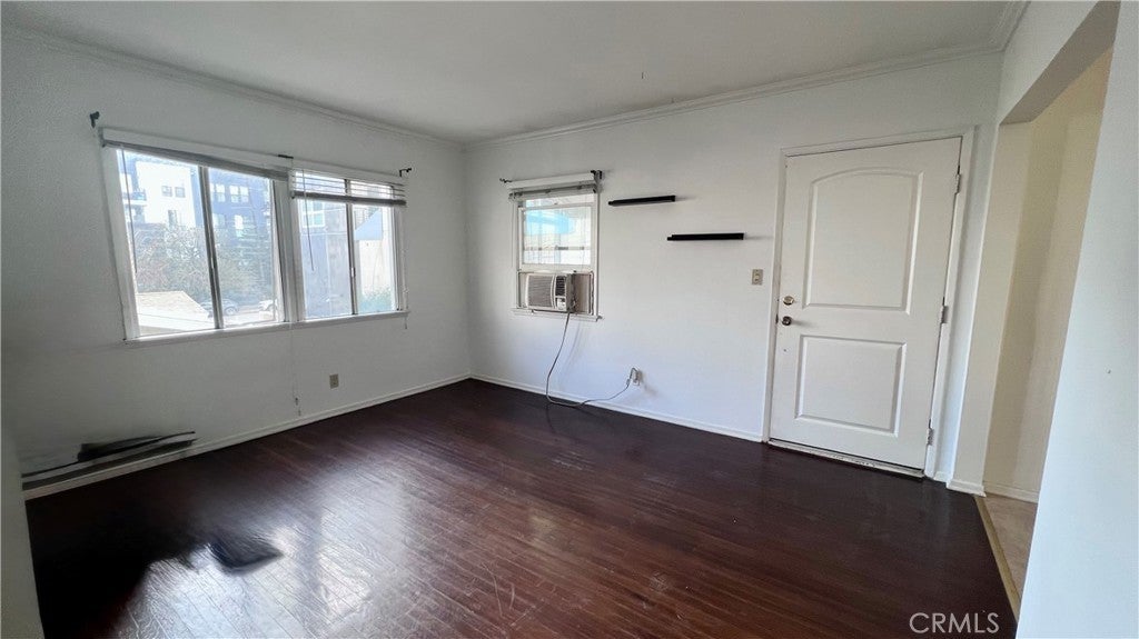 Photo of Listing #SR25107515