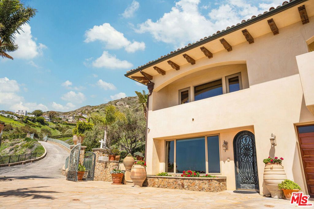 4440 Encinal Canyon Road # #gh, Malibu