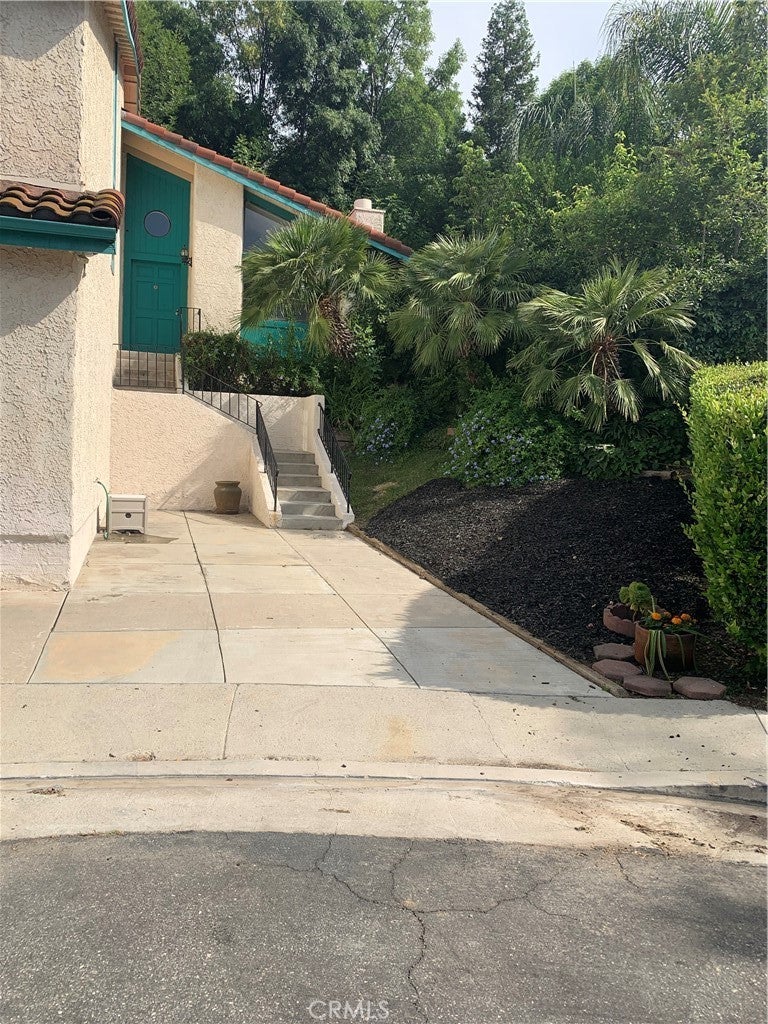 Photo of Listing #SR25115101