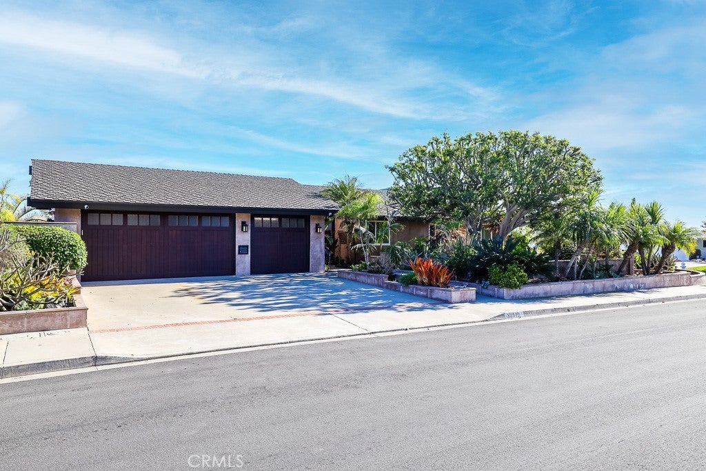 Photo of Listing #OC25111329