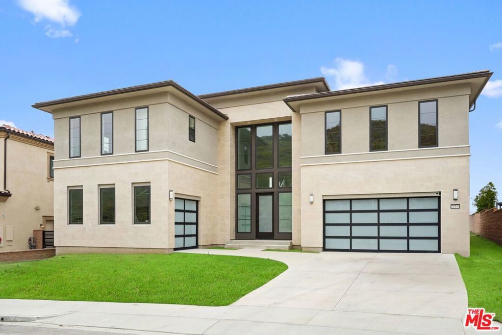 Photo of Listing #25545573