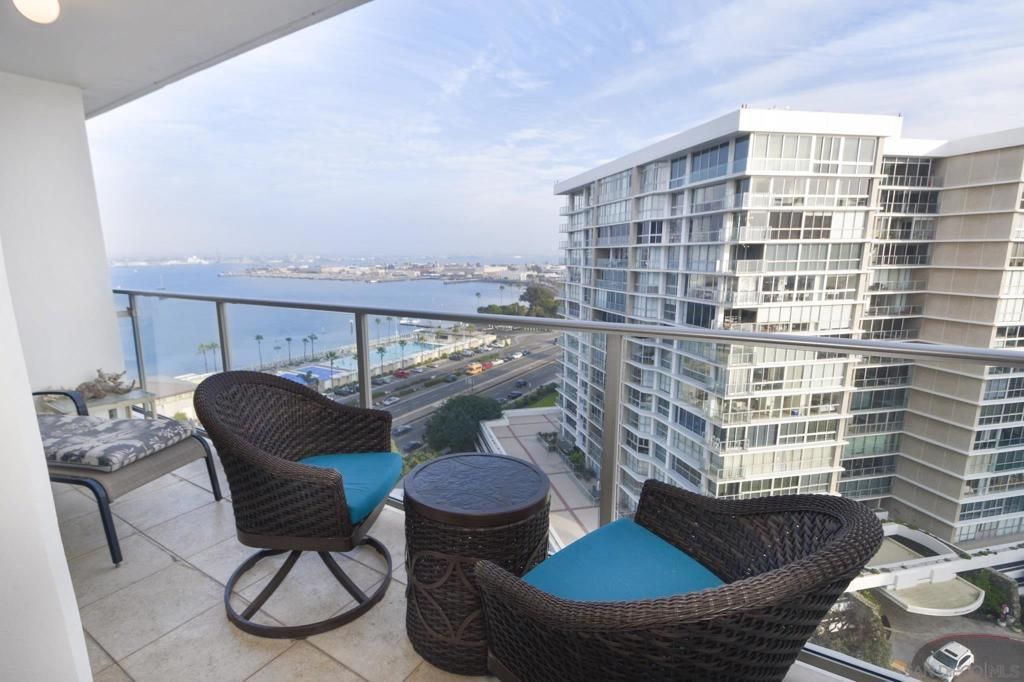 1810 Avenida Del Mundo # 1201, Coronado