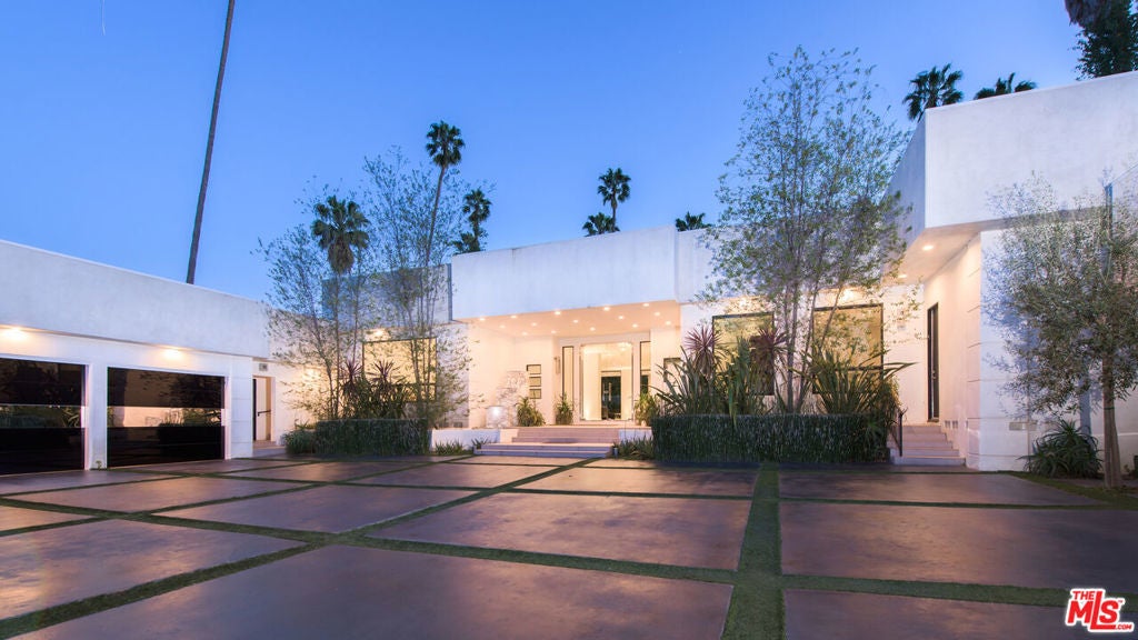 Photo of Listing #25547185