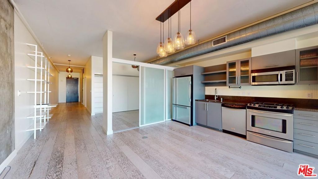 Photo of Listing #25549013