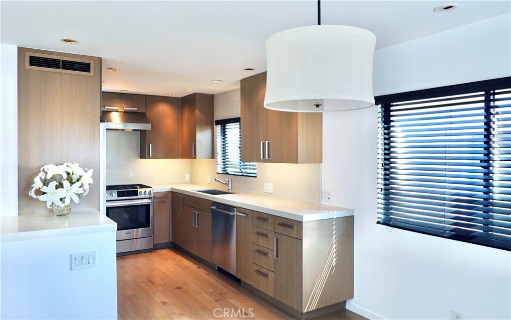 Photo of Listing #NP25129452