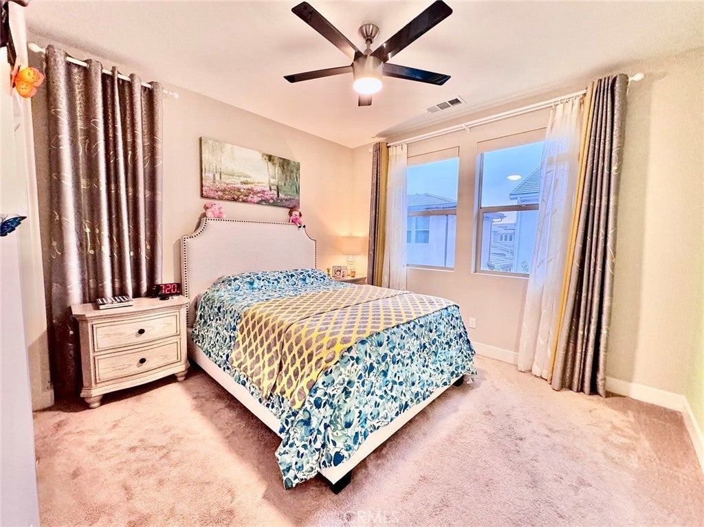 Photo of Listing #OC25129537