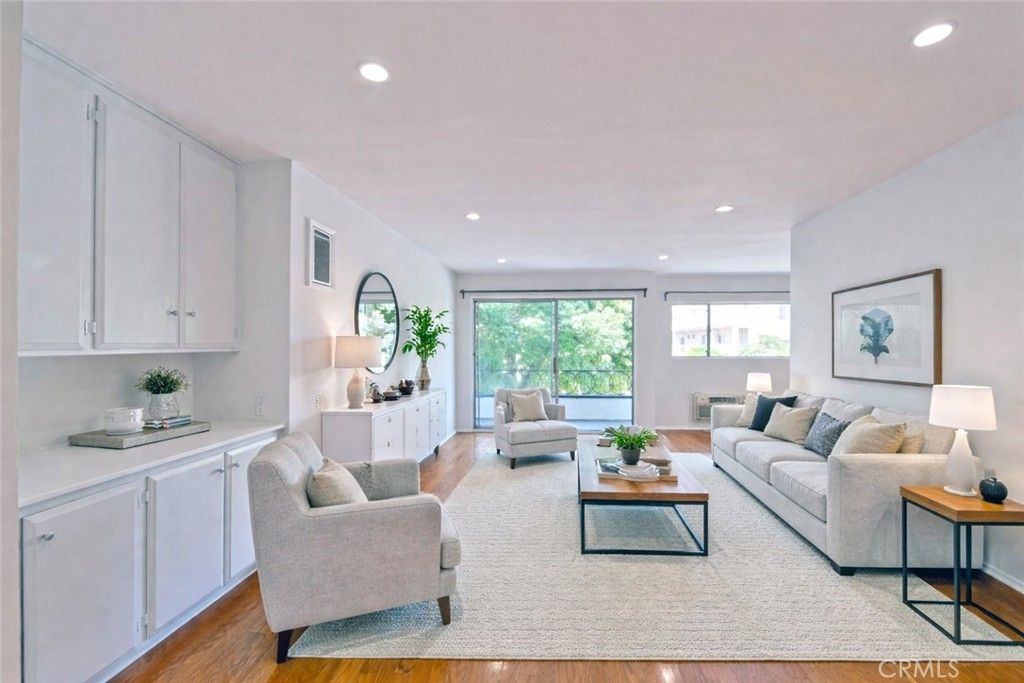 1436 S Bedford Street # 3, Los Angeles