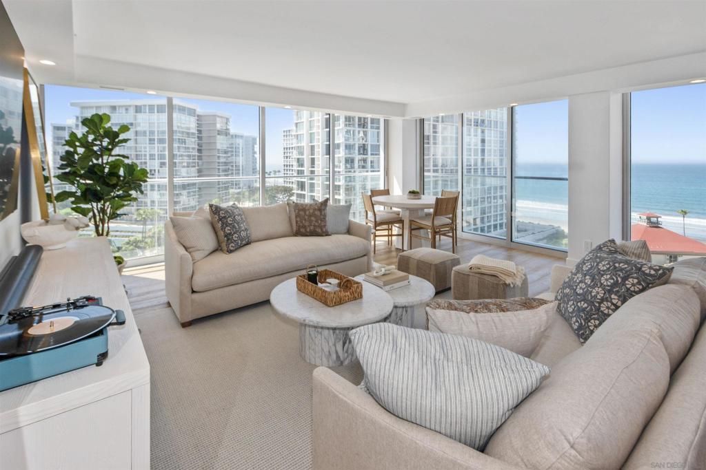 1710 Avenida Del Mundo # 803, Coronado
