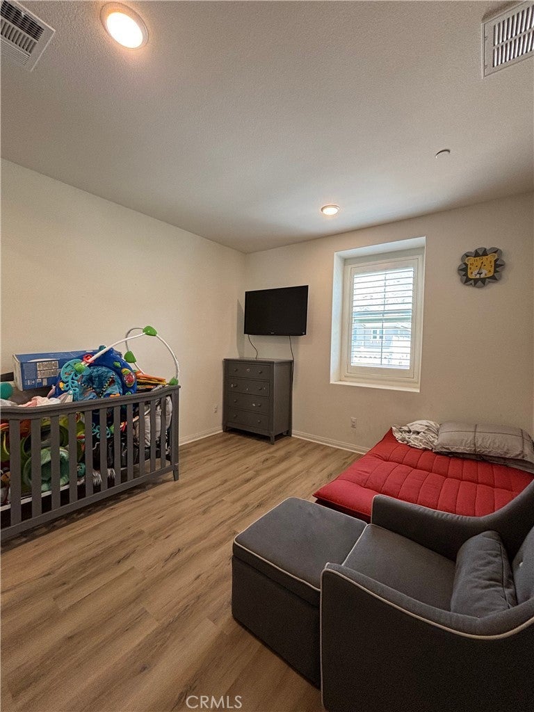 Photo of Listing #IG25144055