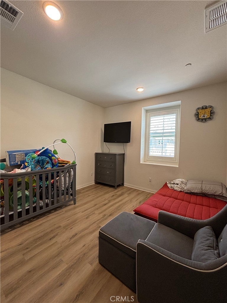 Photo of Listing #IG25144055