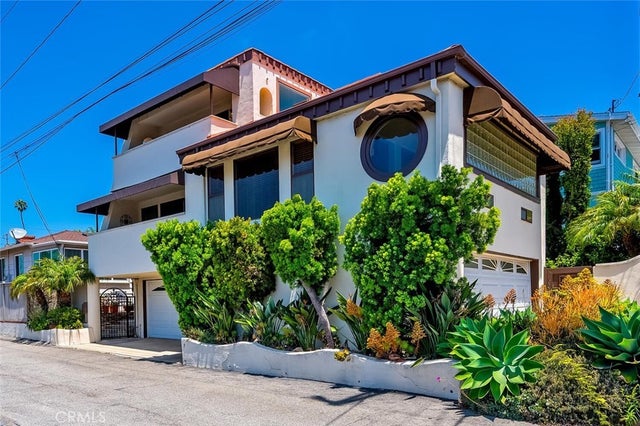 223 Chiquita Street, Laguna Beach.