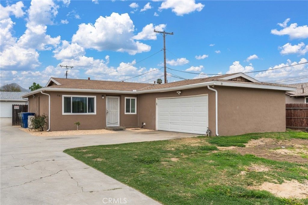 716 N Orange Street, Riverside
