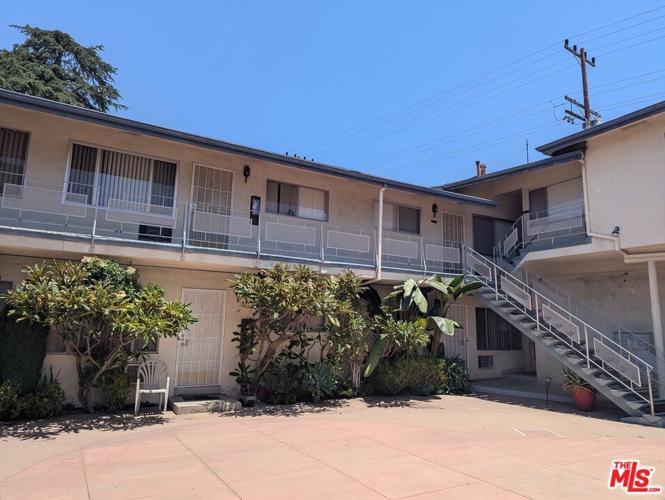 Photo of Listing #25563453