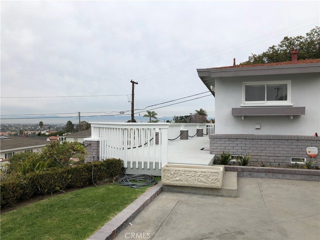 Photo of Listing #SB25155991