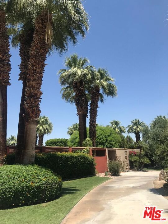 Photo of Listing #25565711