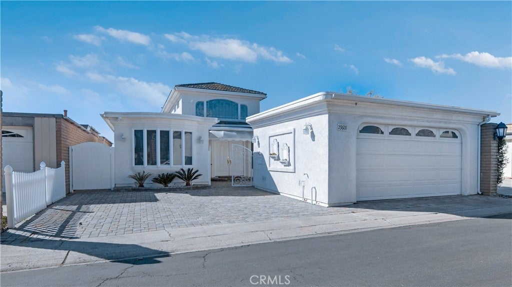 Photo of Listing #OC25159095