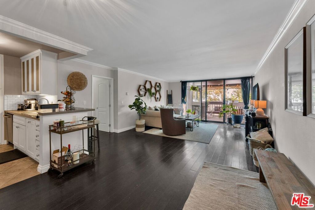 Photo of Listing #25564677