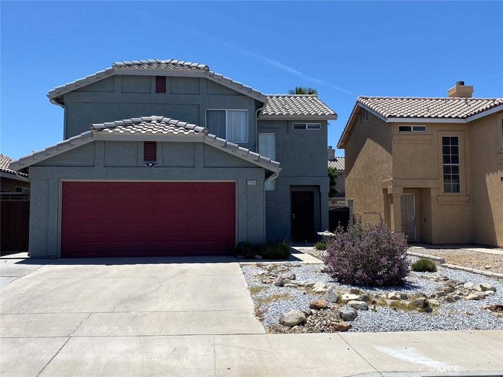 Photo of Listing #IV25163656