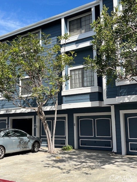 Photo of Listing #OC25169381