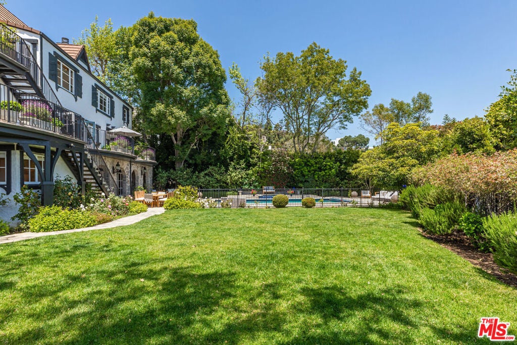 Photo of Listing #25573063