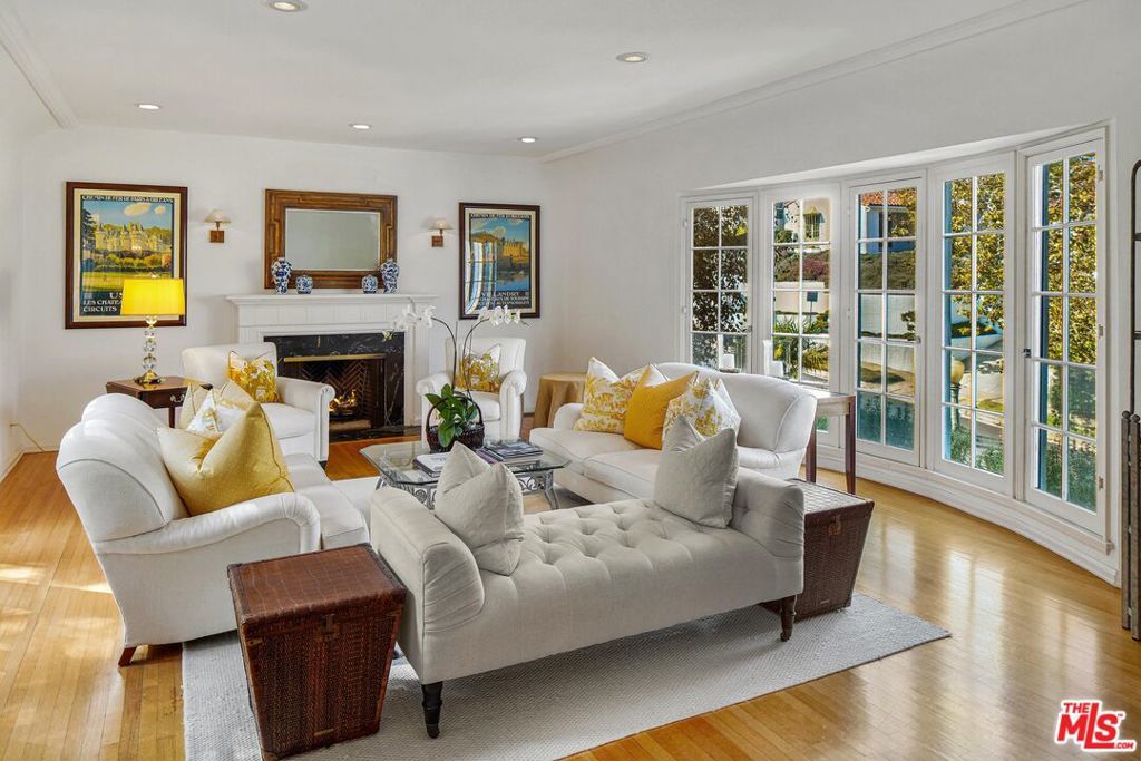 Photo of Listing #25570851