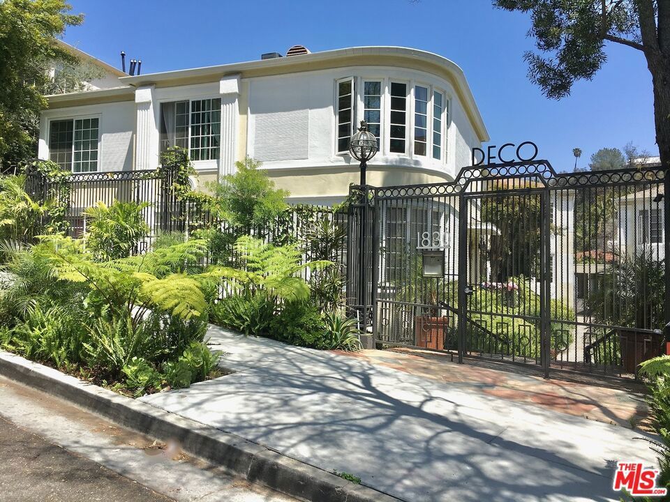 Photo of Listing #25571085