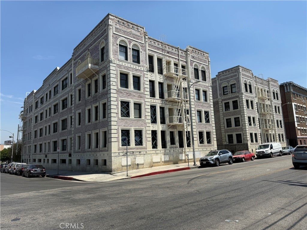 Photo of Listing #SR25178281