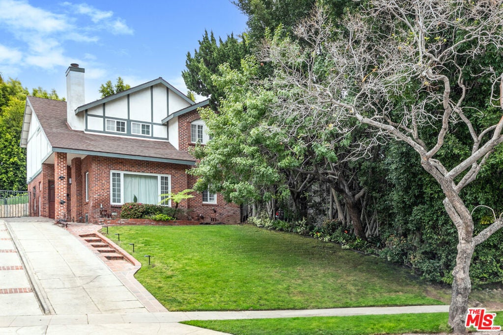 Photo of Listing #25575273