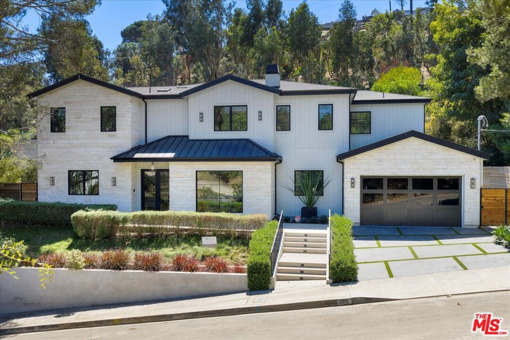 Photo of Listing #25577245