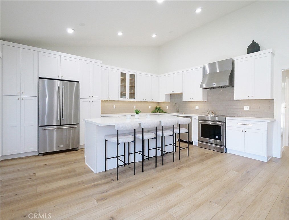 Photo of Listing #SB25180491