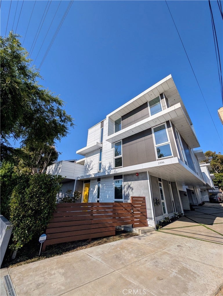 Photo of Listing #SR25182624