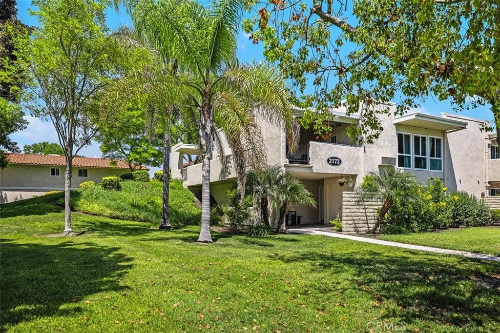 Photo of Listing #OC25183941