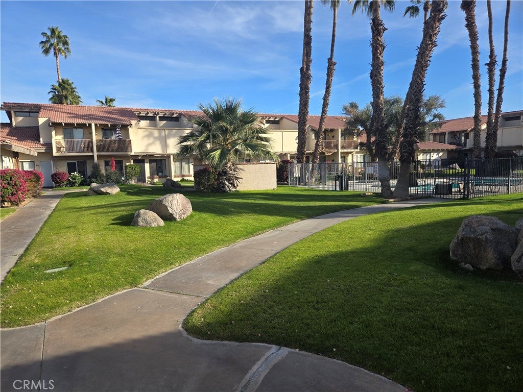 Photo of Listing #IV25184963