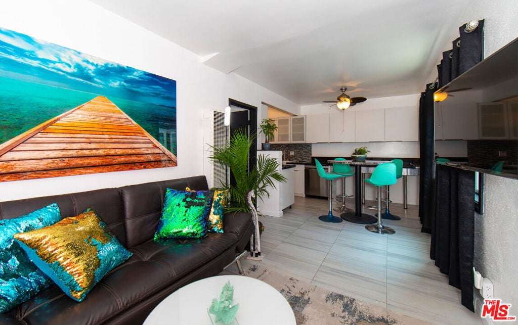 Photo of Listing #25579181