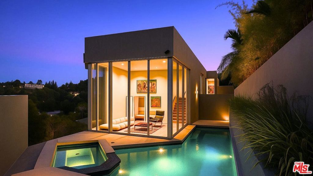 Photo of Listing #25580541