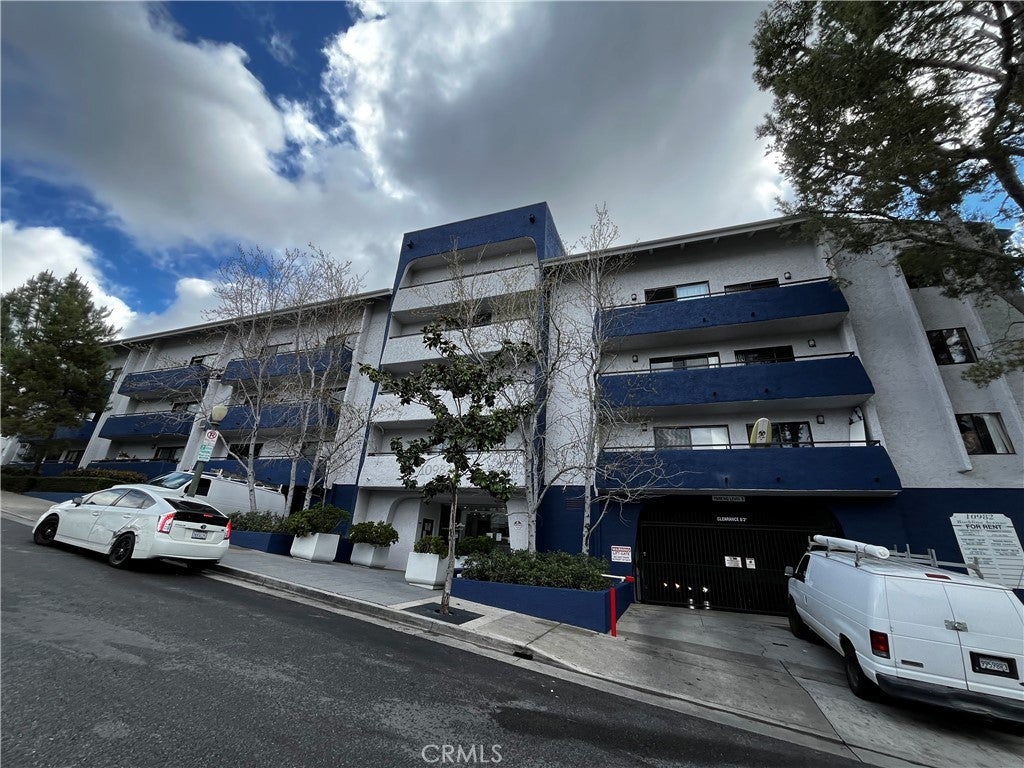 Photo of Listing #SB25187503