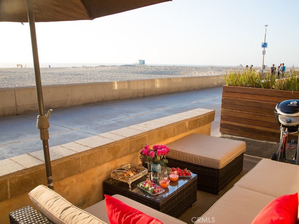 Photo of Listing #SB25189241