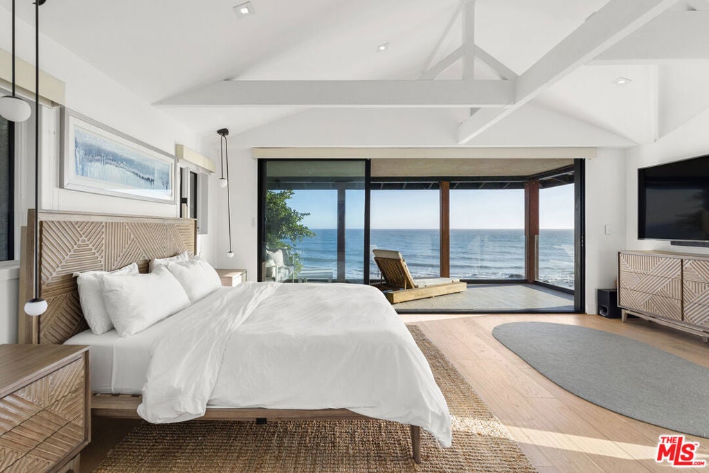 Photo of Listing #25581623