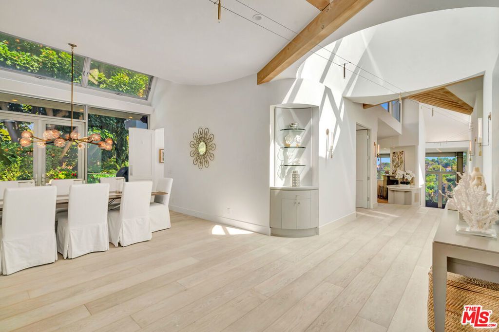28775 Sea Ranch Way, Malibu