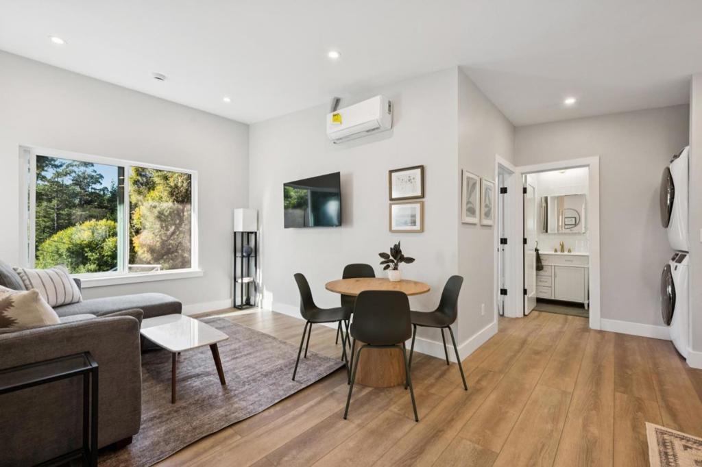 Photo of Listing #ML82018909