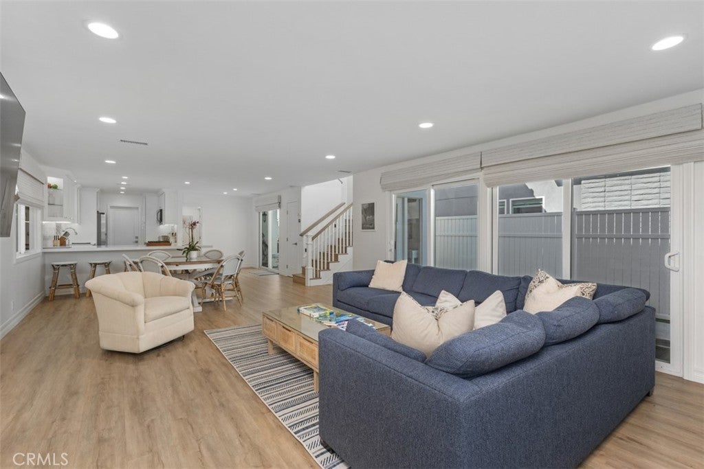 Photo of Listing #NP25190959