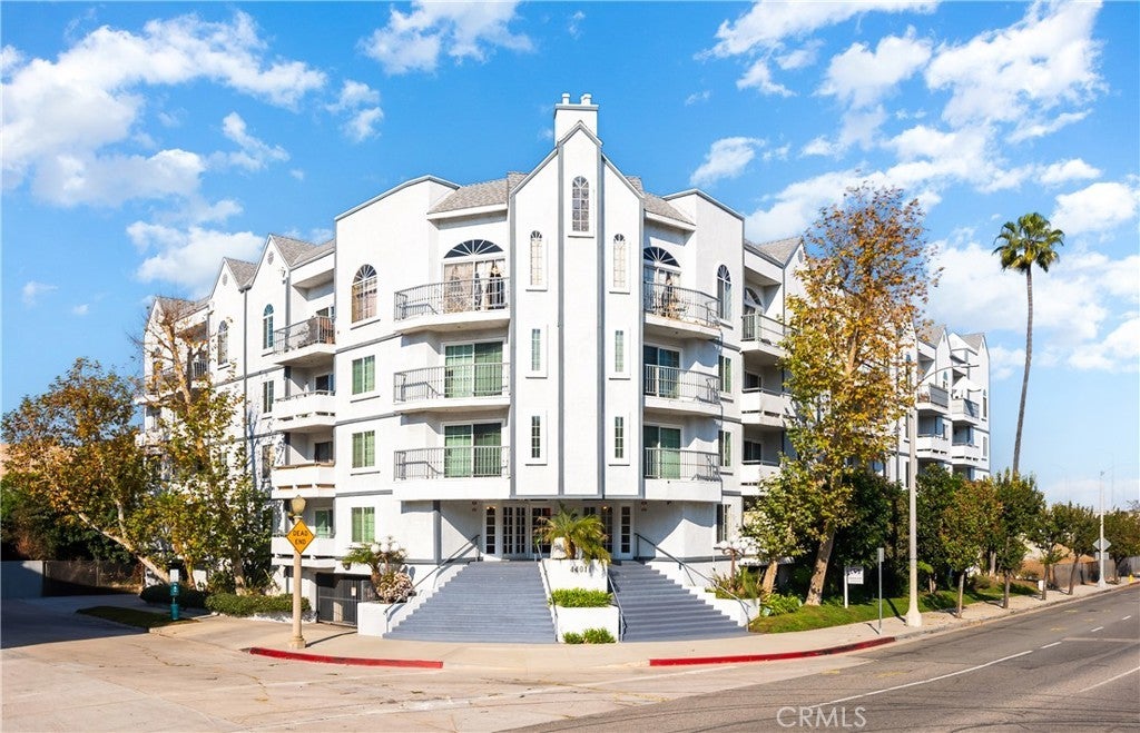 Photo of Listing #SR25191703