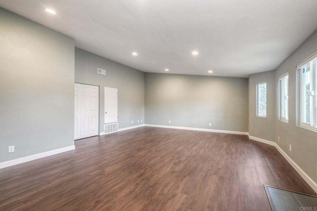 Photo of Listing #NDP2508341