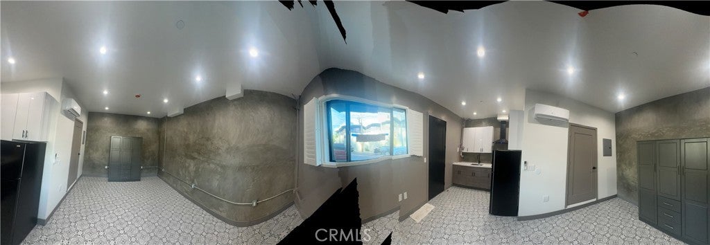 Photo of Listing #SR25191815