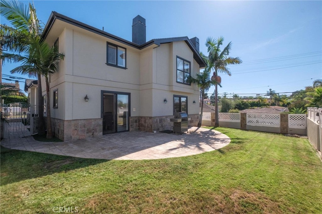 Photo of Listing #SB25192633