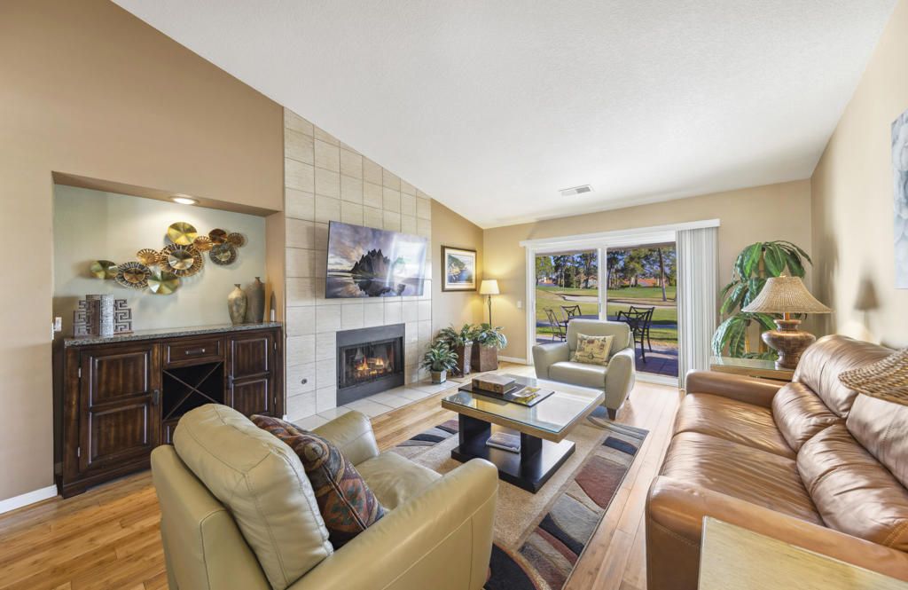 651 Vista Lago Circle N, Palm Desert