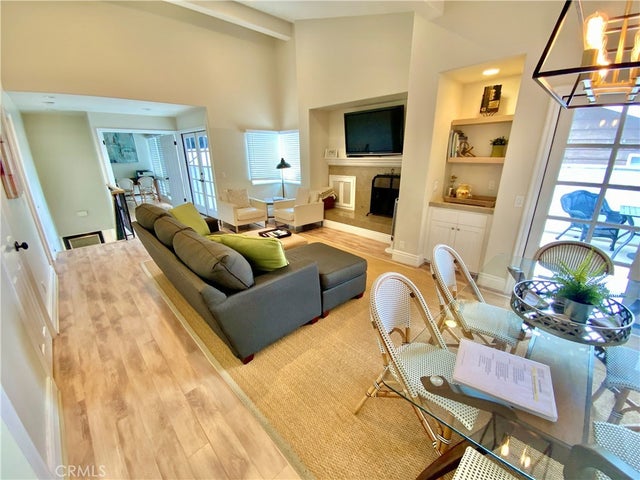 611 .5 Orchid Avenue, Corona Del Mar