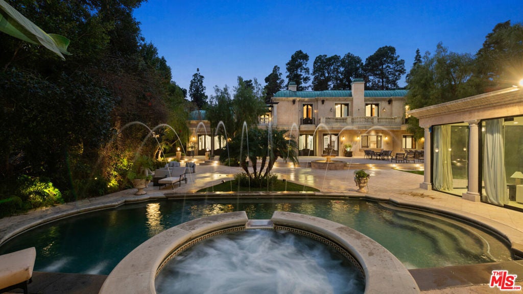 Photo of Listing #25583623