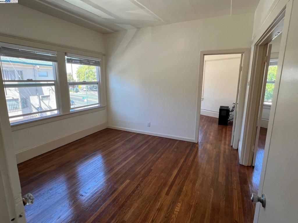 Photo of Listing #41109534